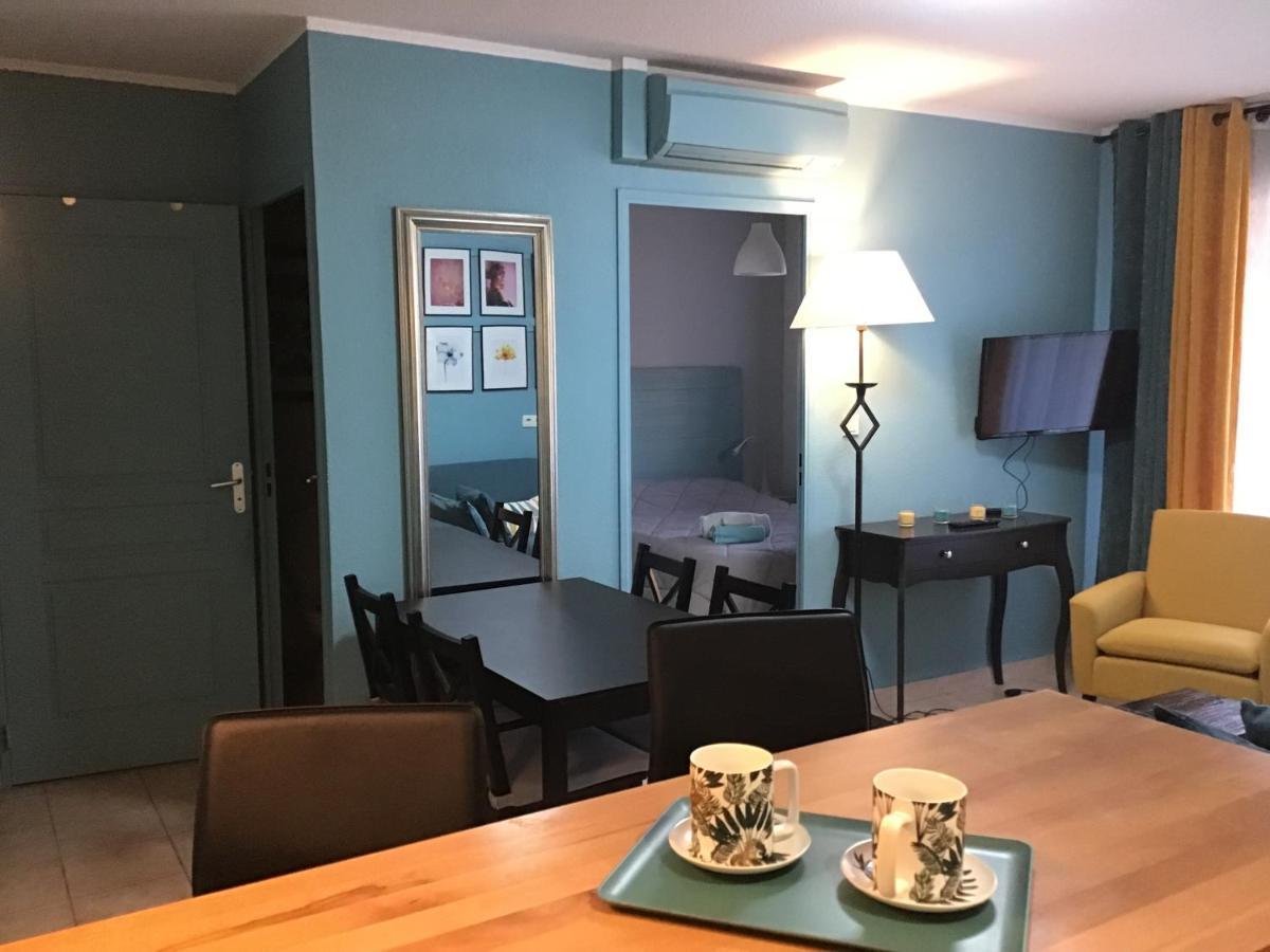 Superbe Appartement A Uzes Avec Place De Parking Экстерьер фото