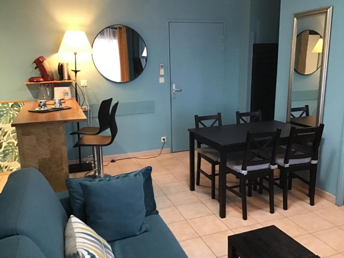 Superbe Appartement A Uzes Avec Place De Parking Экстерьер фото