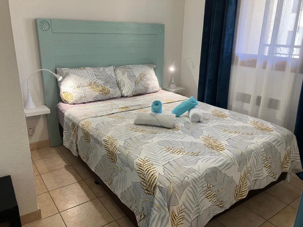 Superbe Appartement A Uzes Avec Place De Parking Экстерьер фото