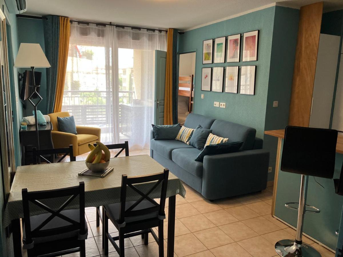 Superbe Appartement A Uzes Avec Place De Parking Экстерьер фото